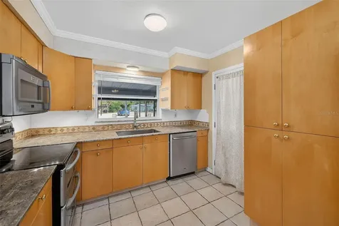 3946 Omega Circle Sarasota FL 34235
