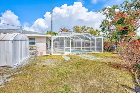 3946 Omega Circle Sarasota FL 34235