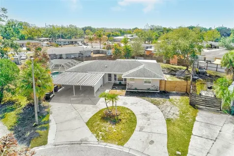 3946 Omega Circle Sarasota FL 34235
