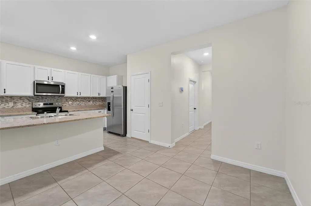 5068 Captain Davis Drive Wimauma FL 33598