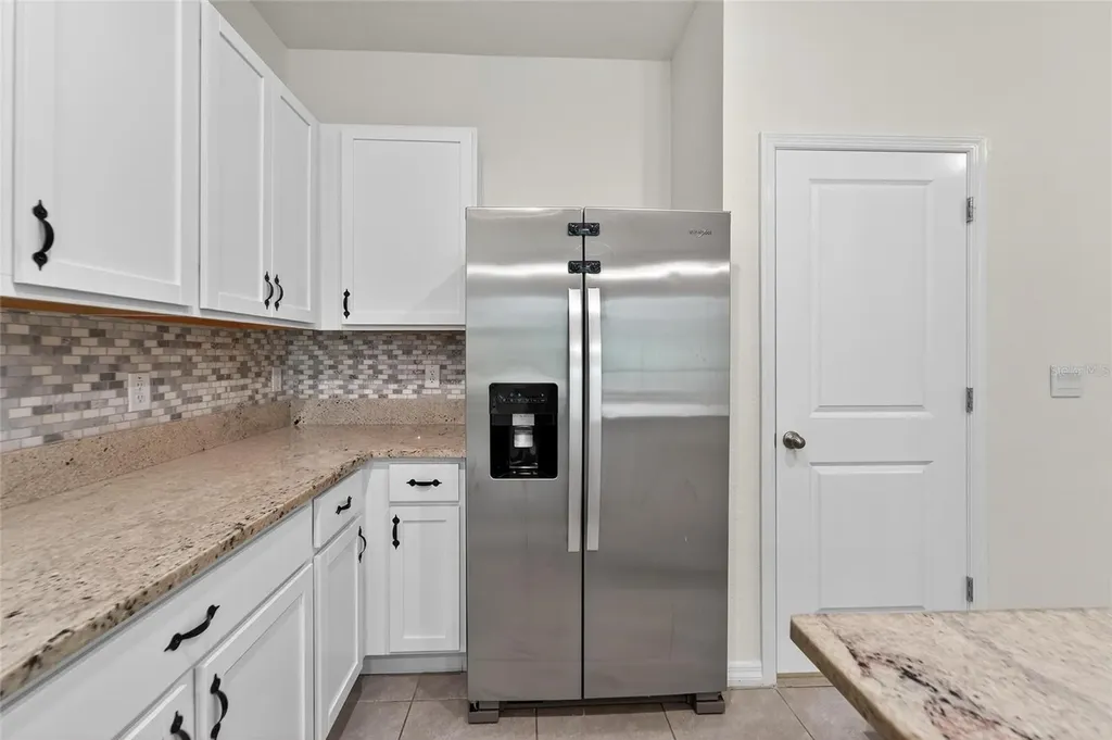 5068 Captain Davis Drive Wimauma FL 33598