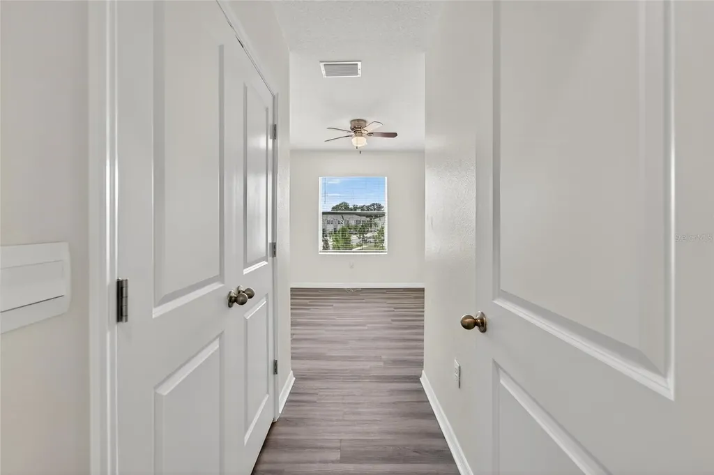 5068 Captain Davis Drive Wimauma FL 33598