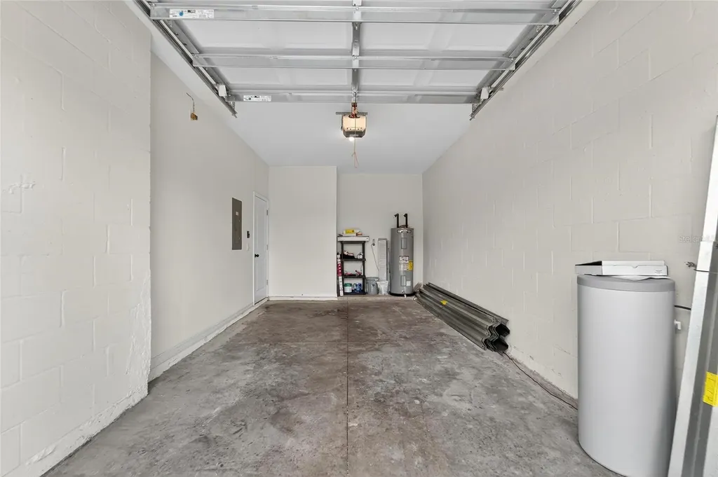 5068 Captain Davis Drive Wimauma FL 33598