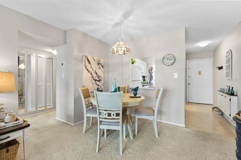 915 Beach Road Sarasota FL 34242