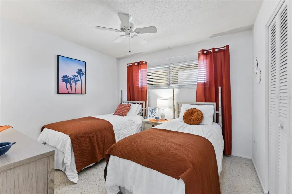 915 Beach Road Sarasota FL 34242