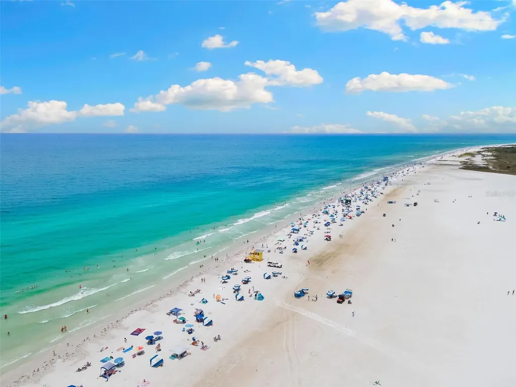 915 Beach Road Sarasota FL 34242