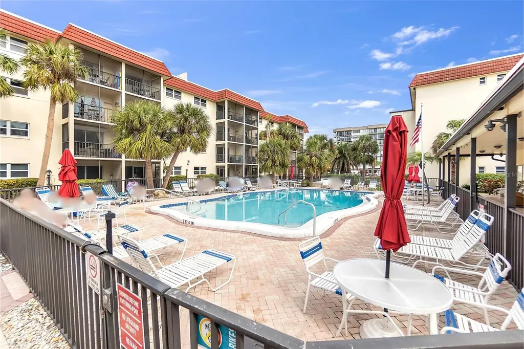 915 Beach Road Sarasota FL 34242