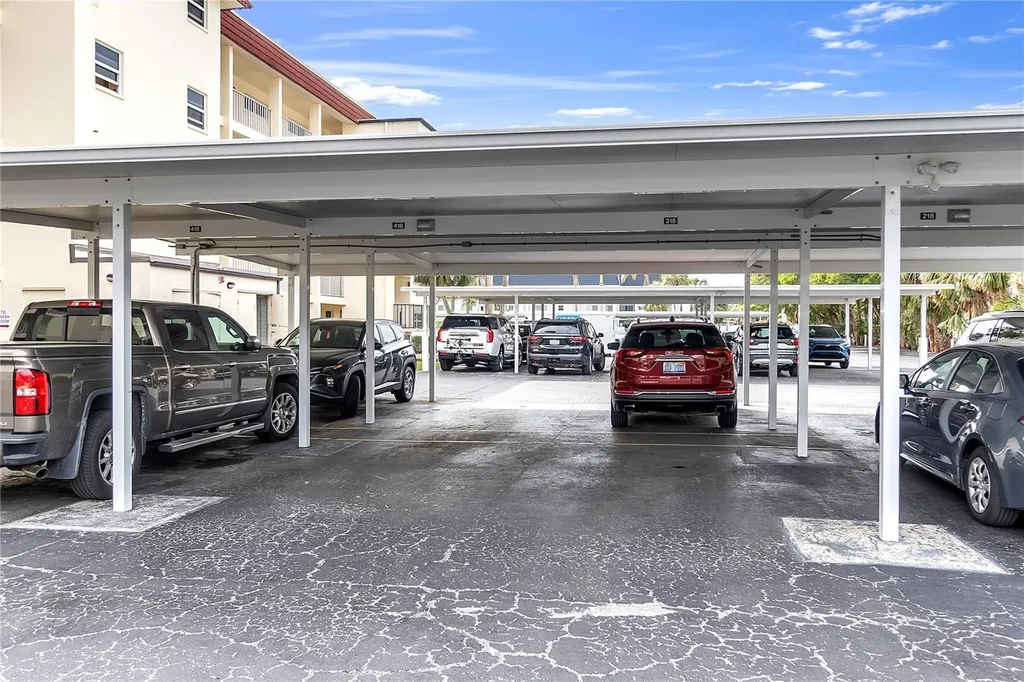 915 Beach Road Sarasota FL 34242