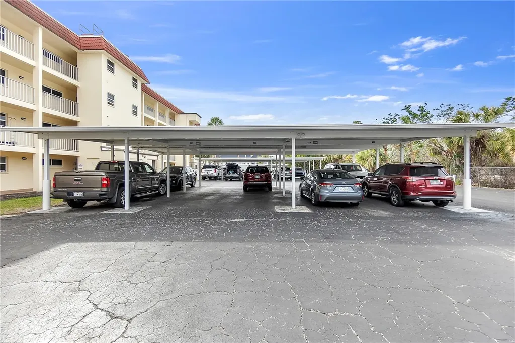 915 Beach Road Sarasota FL 34242