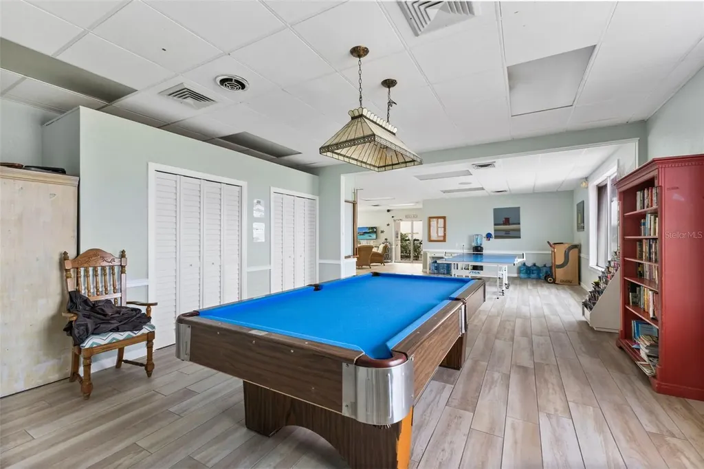 915 Beach Road Sarasota FL 34242