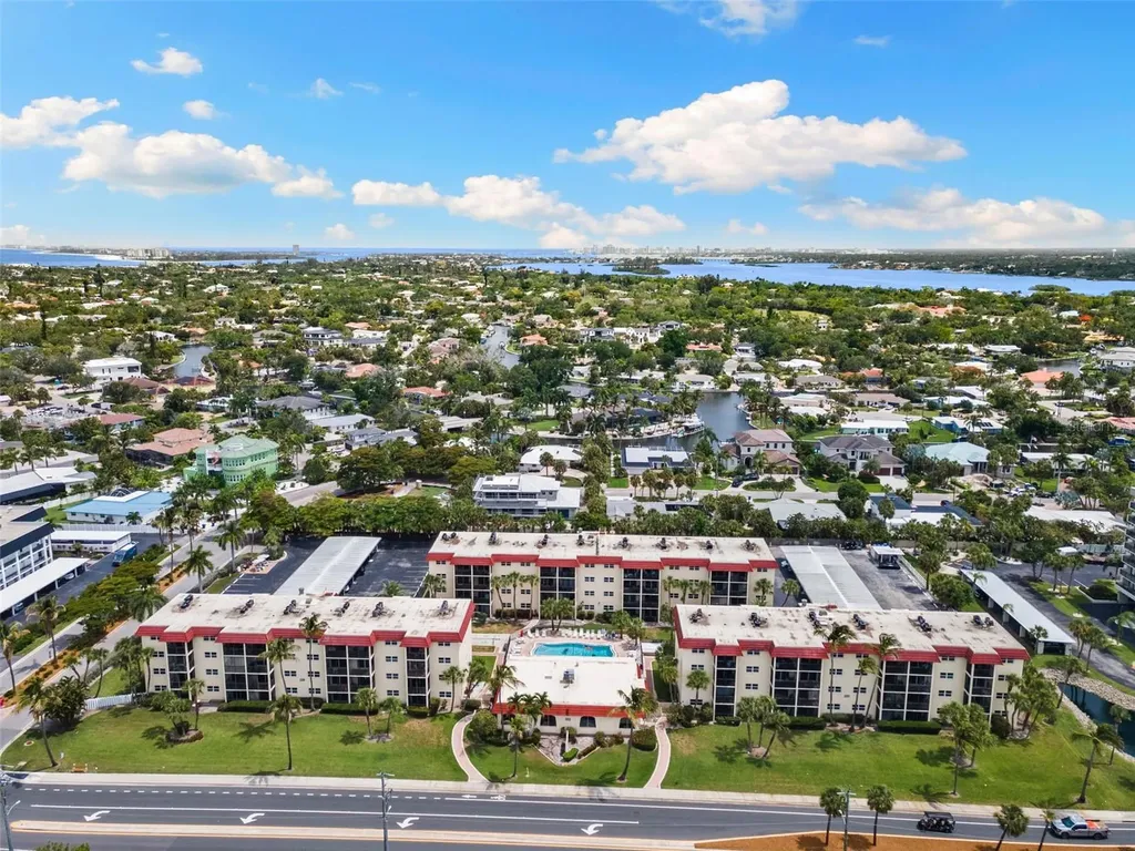 915 Beach Road Sarasota FL 34242