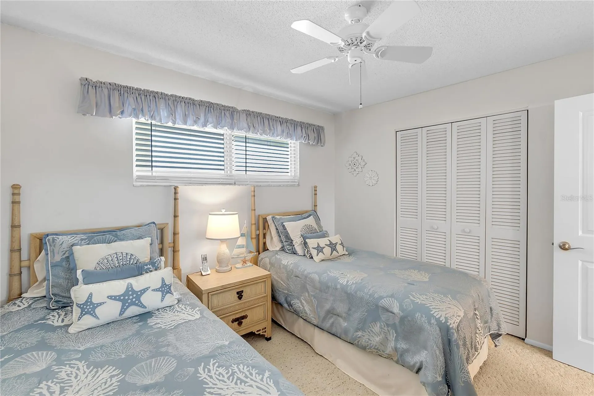 915 Beach Road Sarasota FL 34242