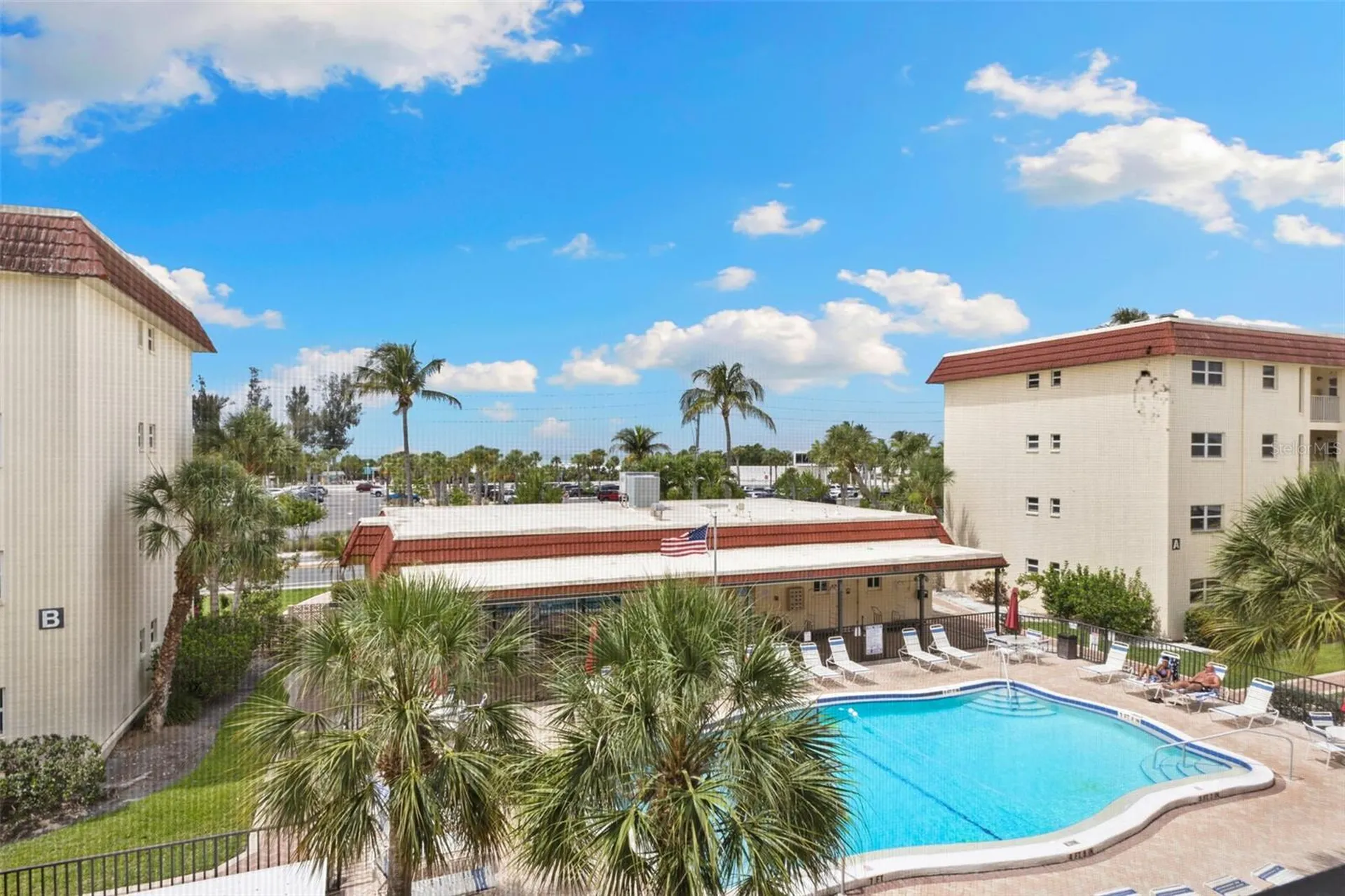 915 Beach Road Sarasota FL 34242