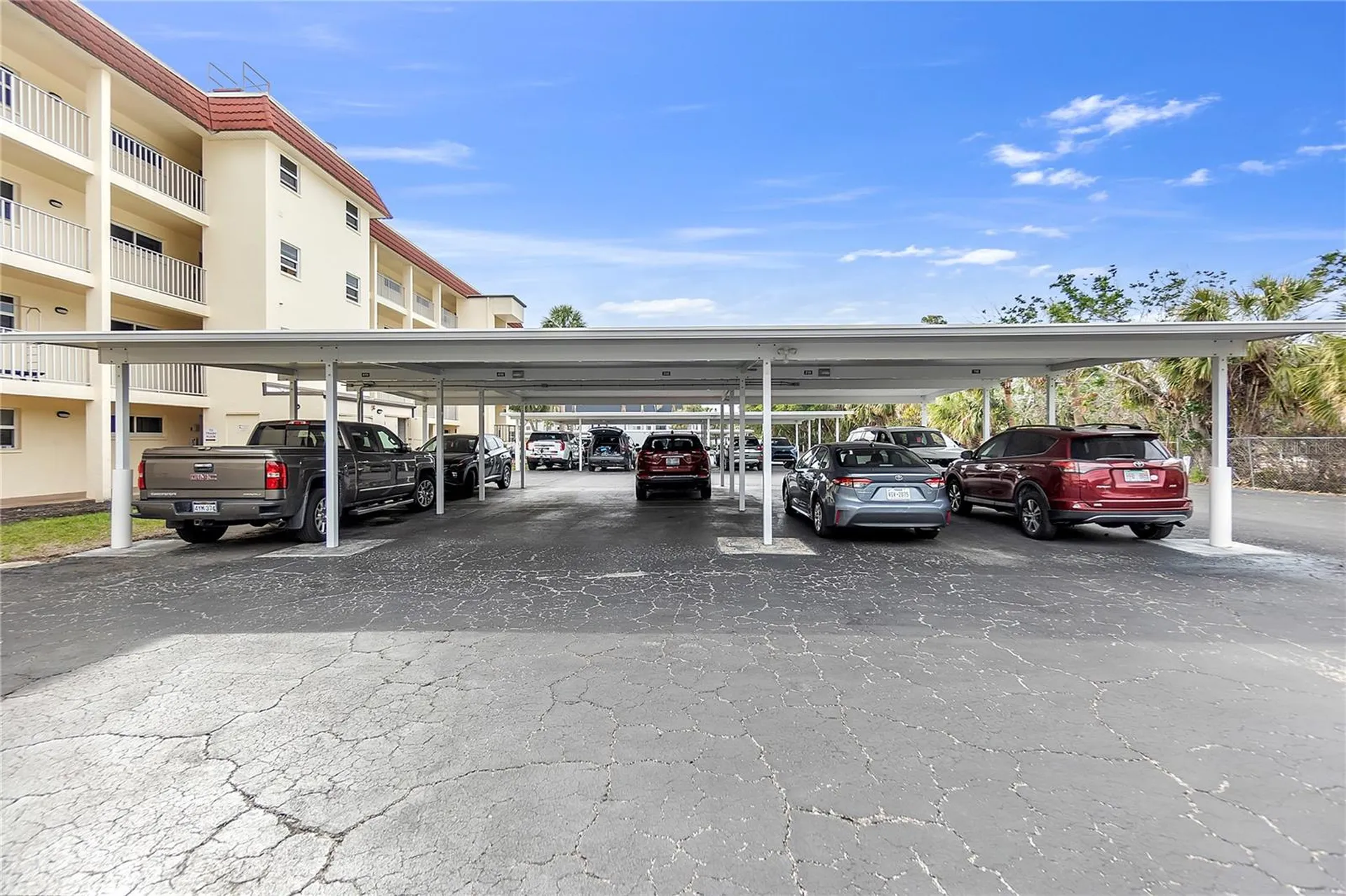 915 Beach Road Sarasota FL 34242