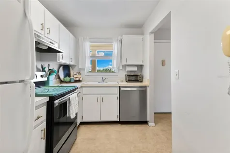 915 Beach Road Sarasota FL 34242