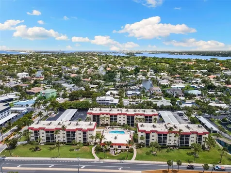 915 Beach Road Sarasota FL 34242