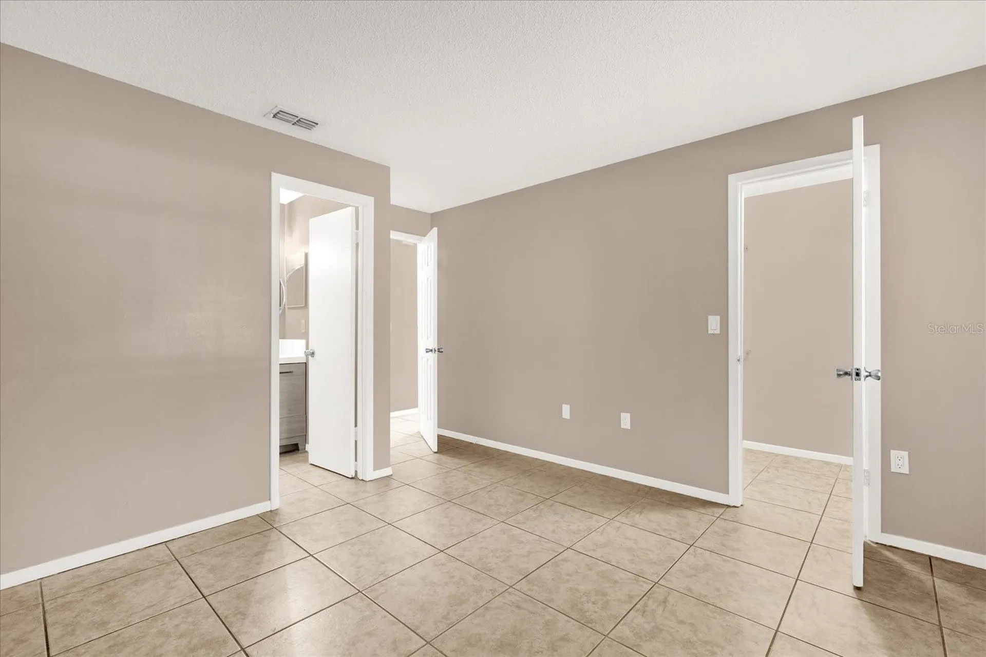 9903 River Crest Court Orlando FL 32825