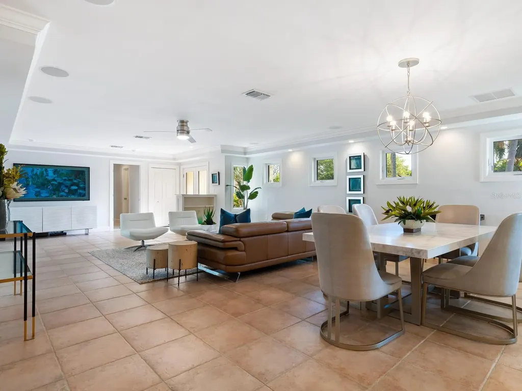 606 Owl Way Sarasota FL 34236