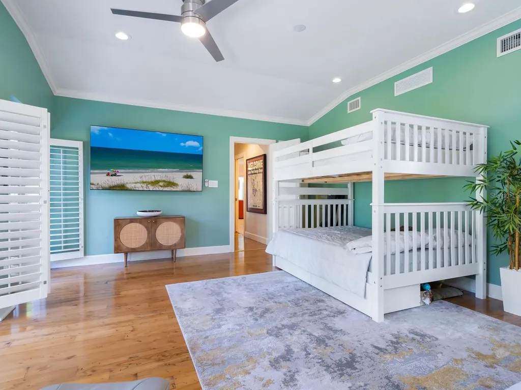606 Owl Way Sarasota FL 34236