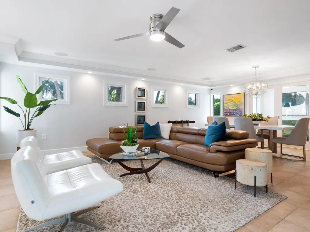 606 Owl Way Sarasota FL 34236