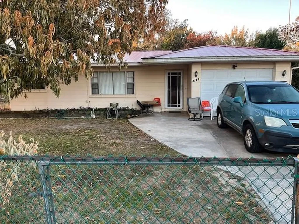 411 W Hall Street Avon Park FL 33825