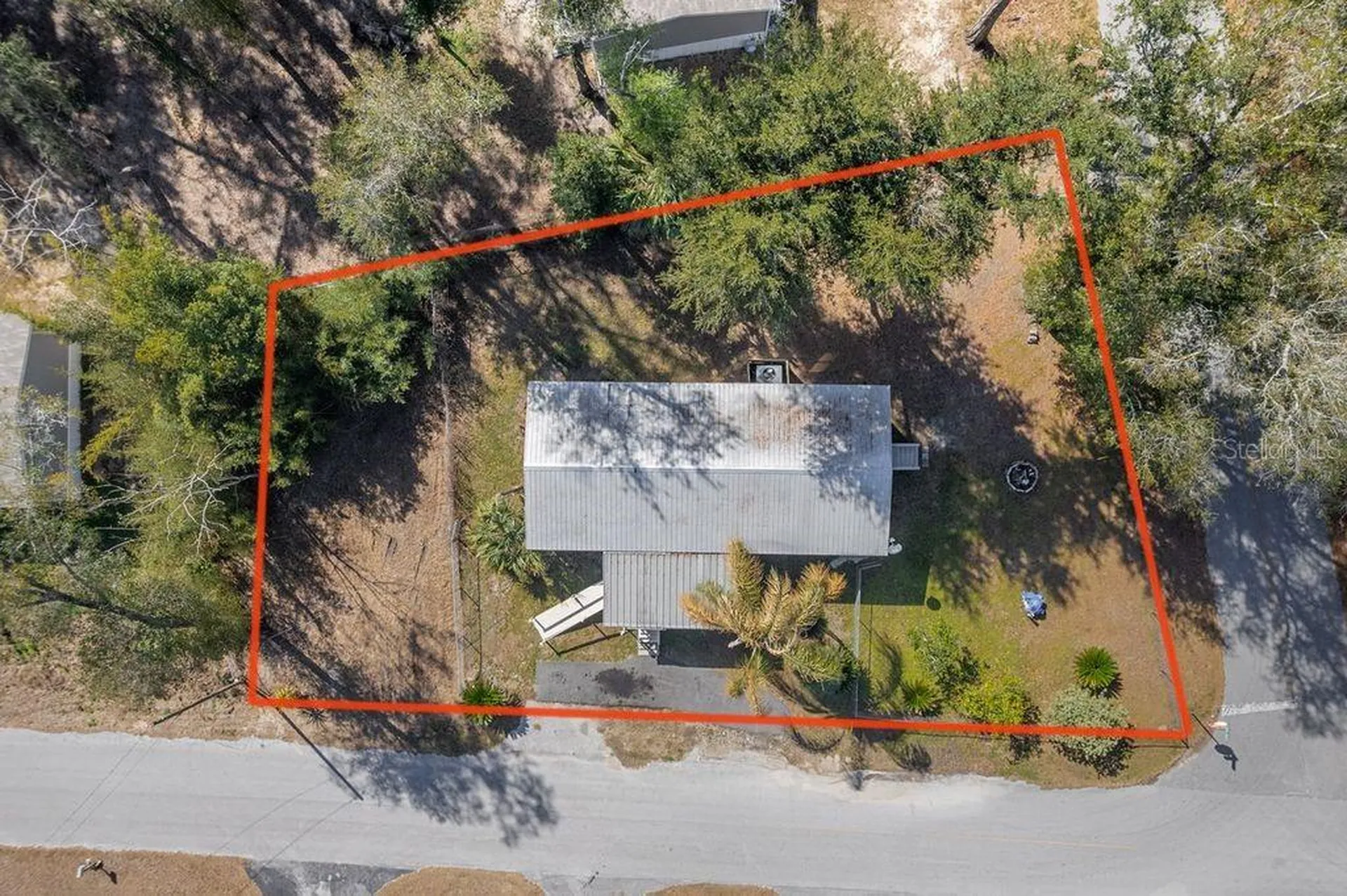 16302 SE 57th Street Ocklawaha FL 32179