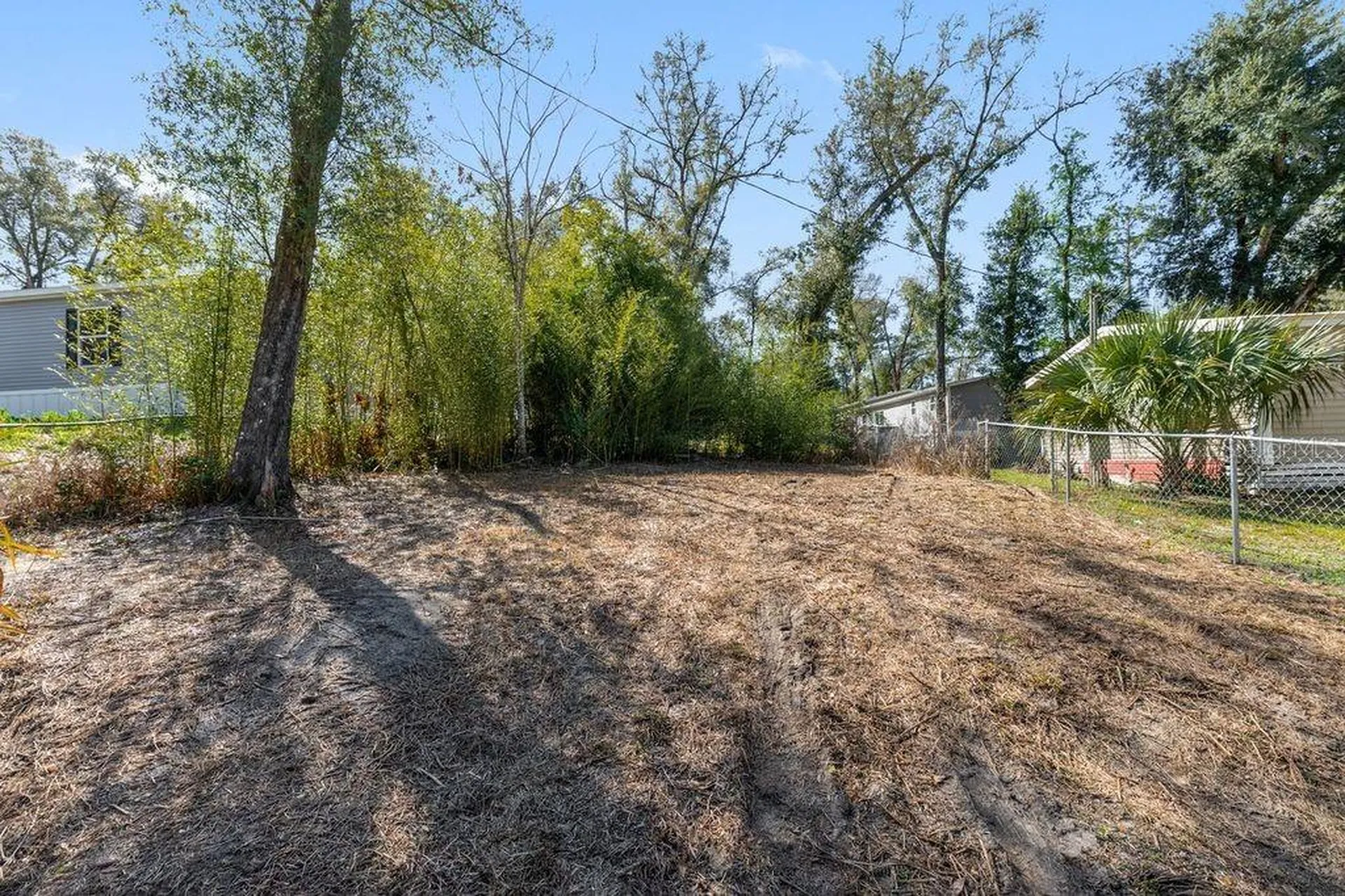 16302 SE 57th Street Ocklawaha FL 32179