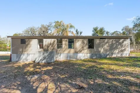 16302 SE 57th Street Ocklawaha FL 32179