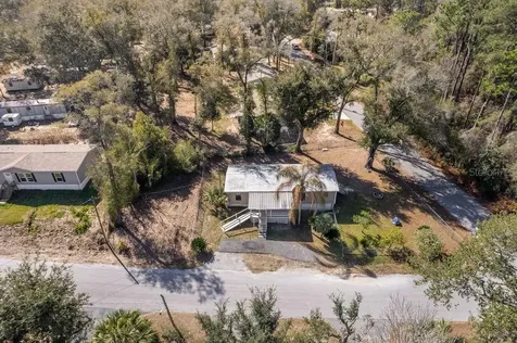 16302 SE 57th Street Ocklawaha FL 32179