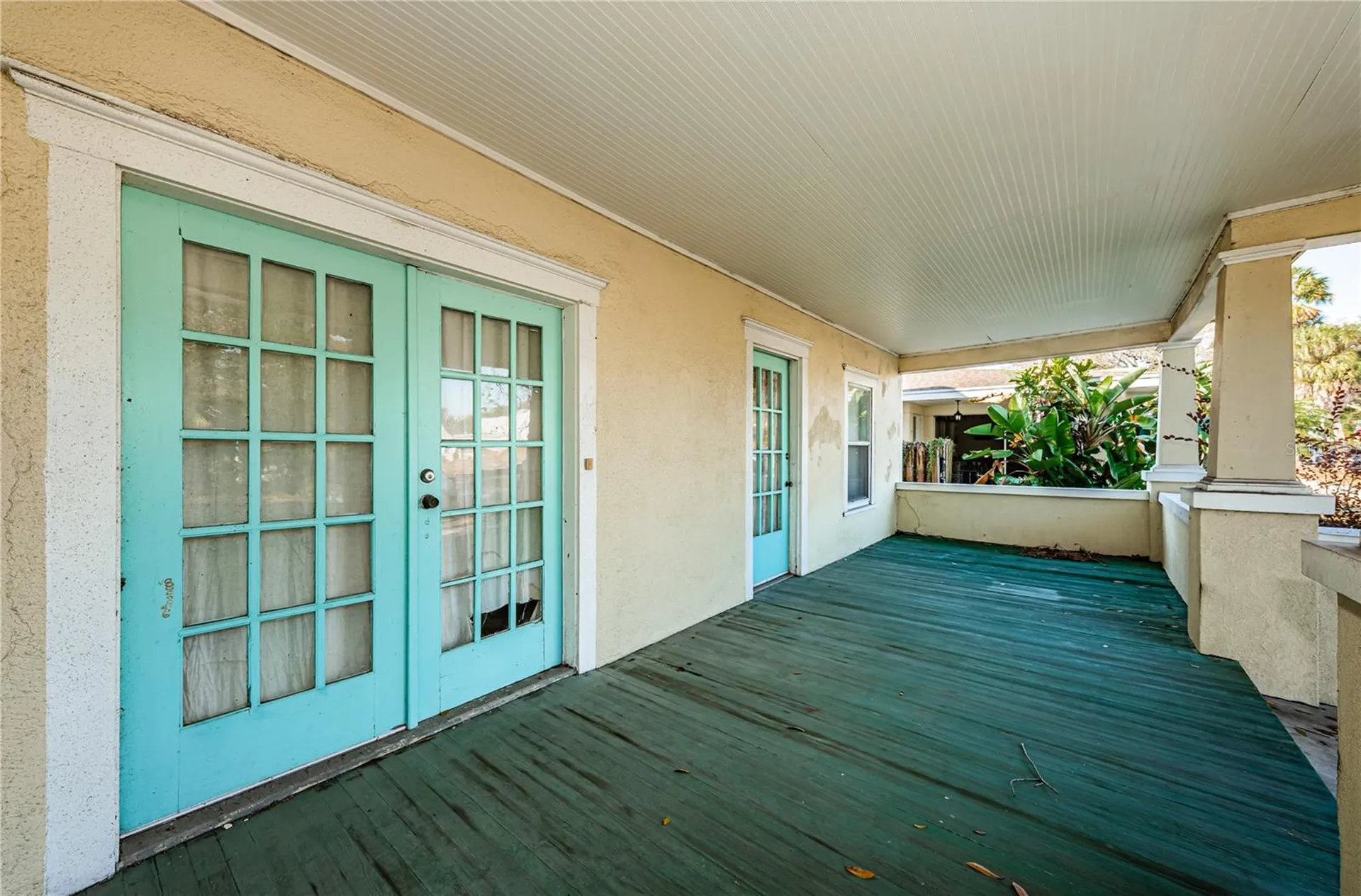 138 10th Avenue NE St Petersburg FL 33701