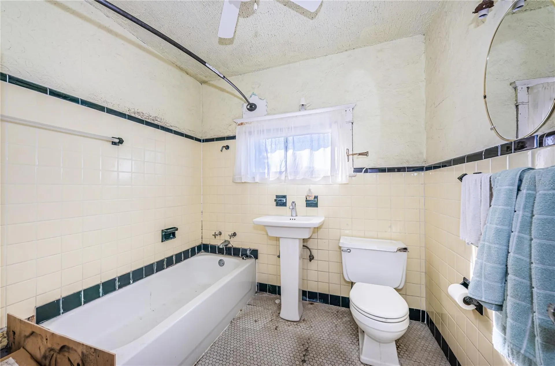 138 10th Avenue NE St Petersburg FL 33701