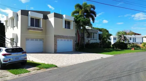 1117 Calle Virginia Barreto Garcia Quebradillas PR 00678