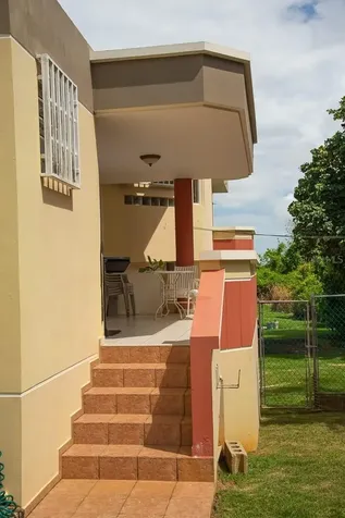 1117 Calle Virginia Barreto Garcia Quebradillas PR 00678