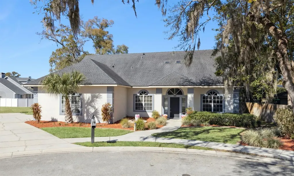 160 Academy Oaks Place Altamonte Springs FL 32714