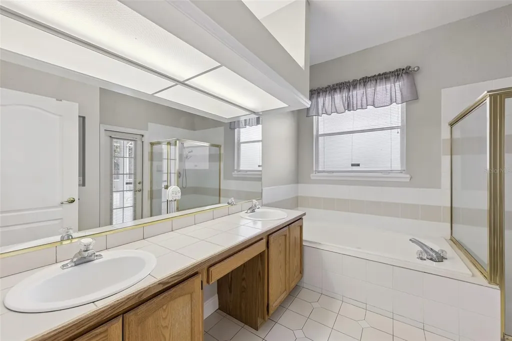 160 Academy Oaks Place Altamonte Springs FL 32714