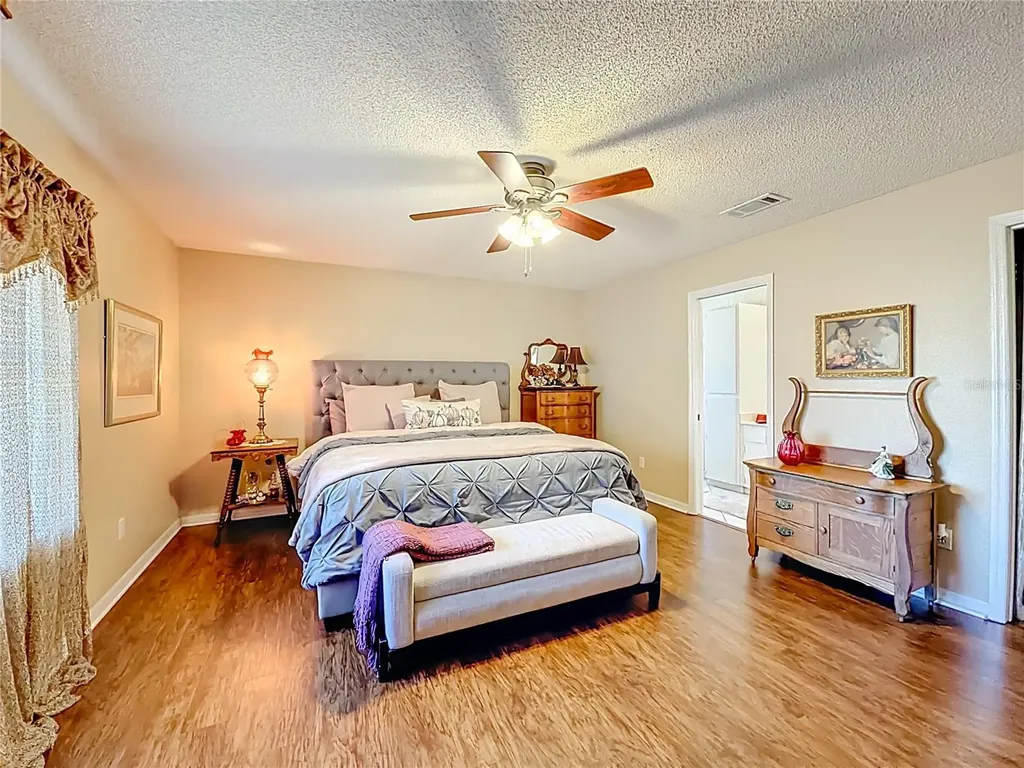 331 SE Highway 42 Summerfield FL 34491