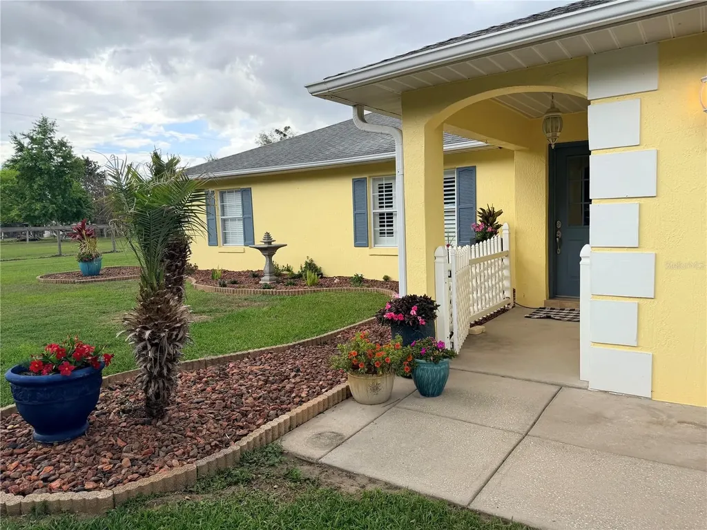 331 SE Highway 42 Summerfield FL 34491