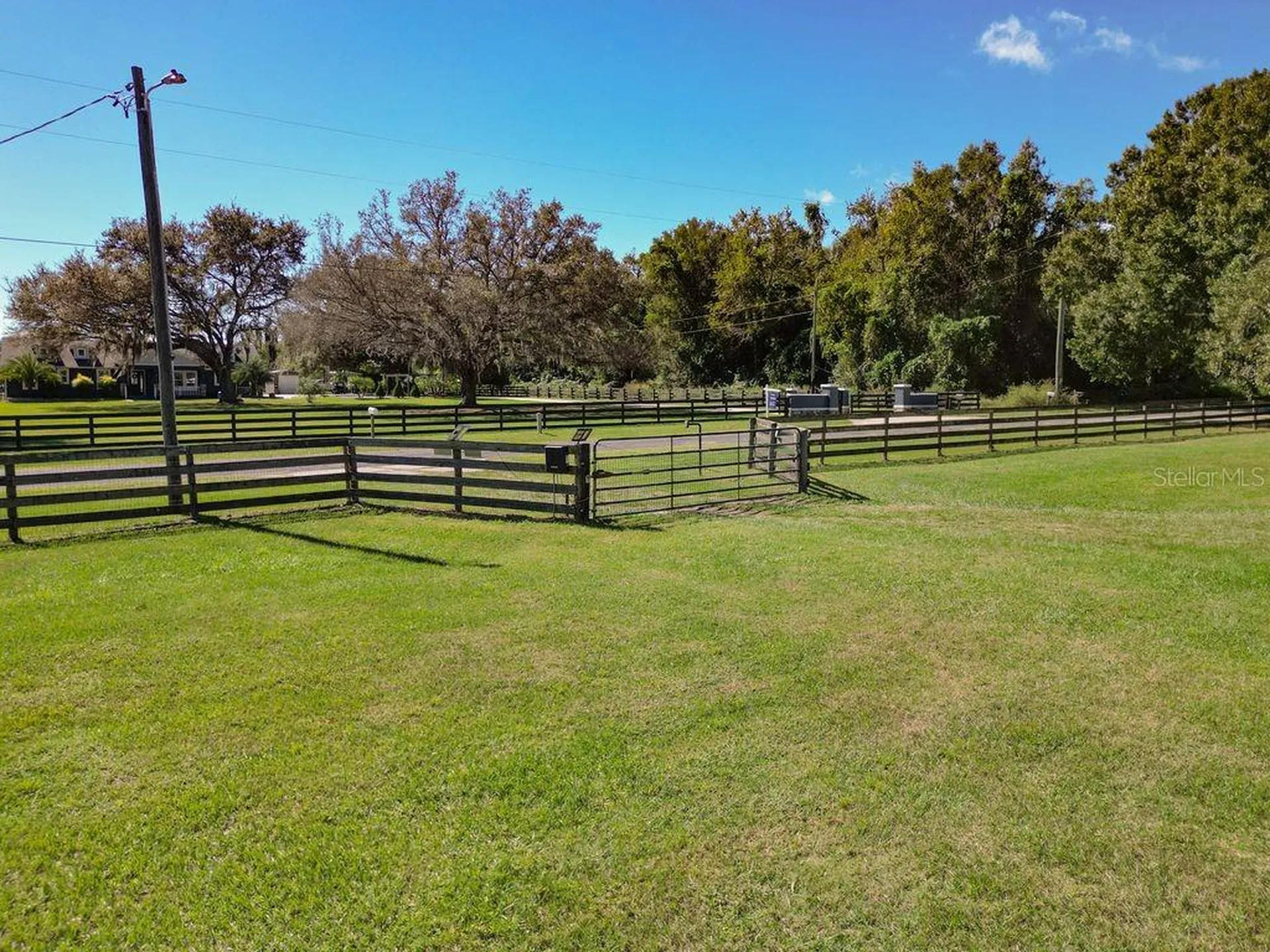 331 SE Highway 42 Summerfield FL 34491