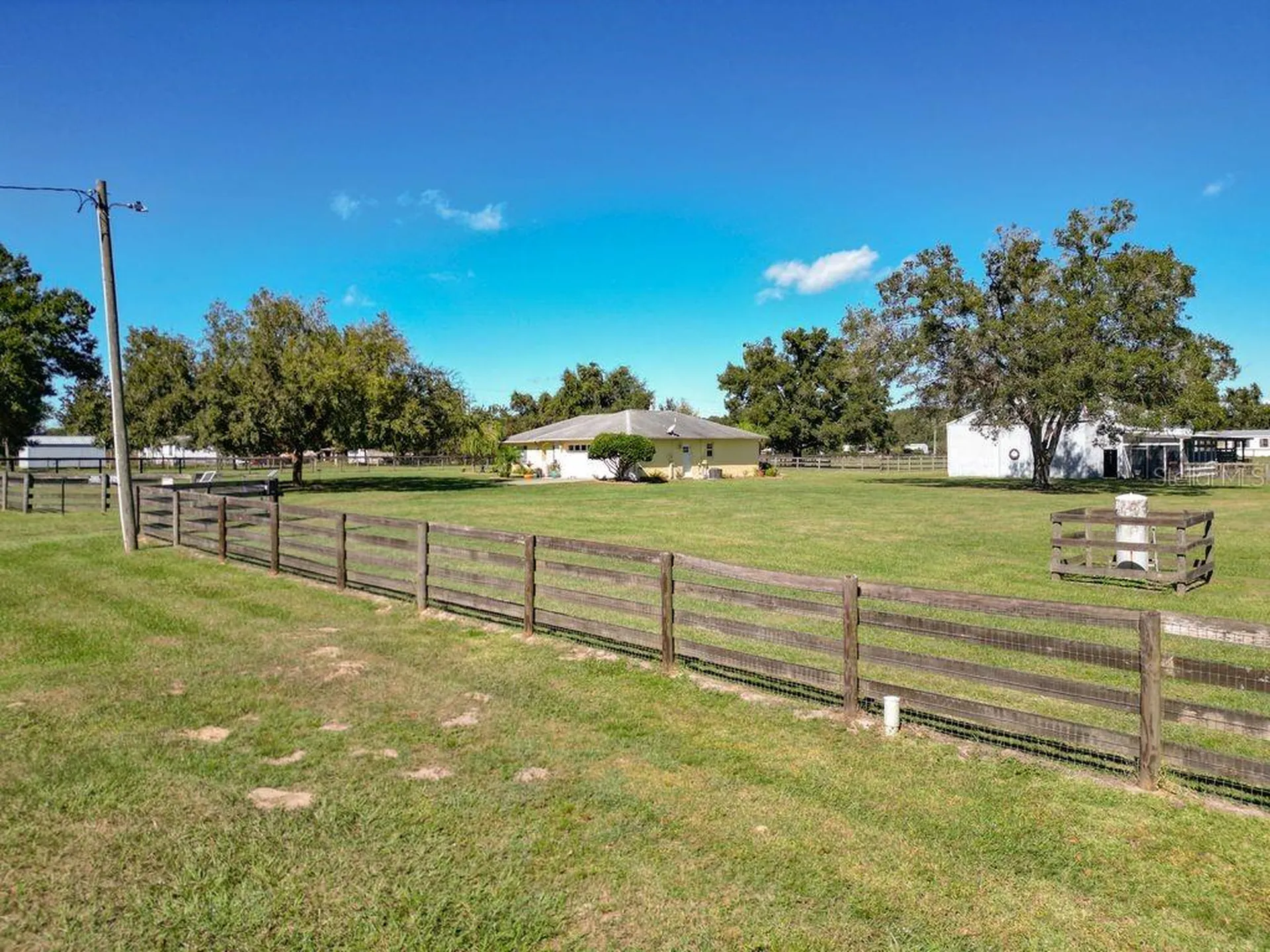 331 SE Highway 42 Summerfield FL 34491