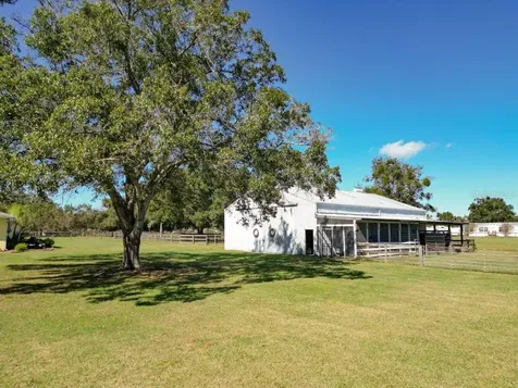 331 SE Highway 42 Summerfield FL 34491