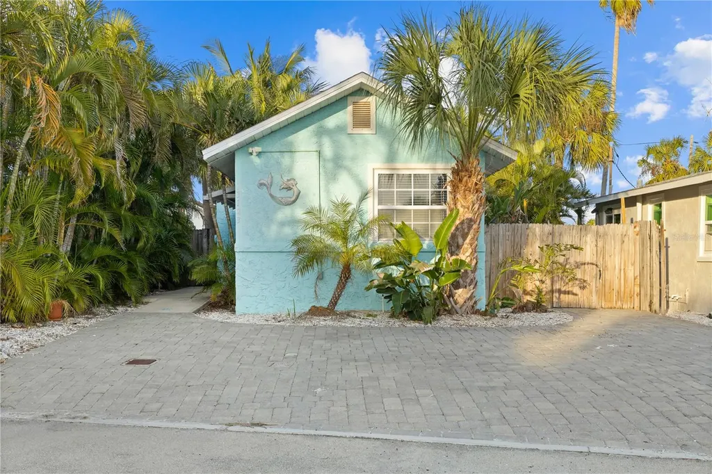 13123 4th Street E Madeira Beach FL 33708