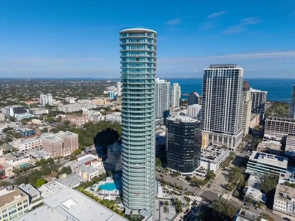 400 Central Avenue St Petersburg FL 33701