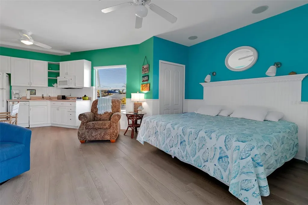 5322 Calle De La Siesta Sarasota FL 34242
