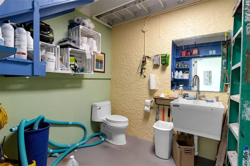 5322 Calle De La Siesta Sarasota FL 34242