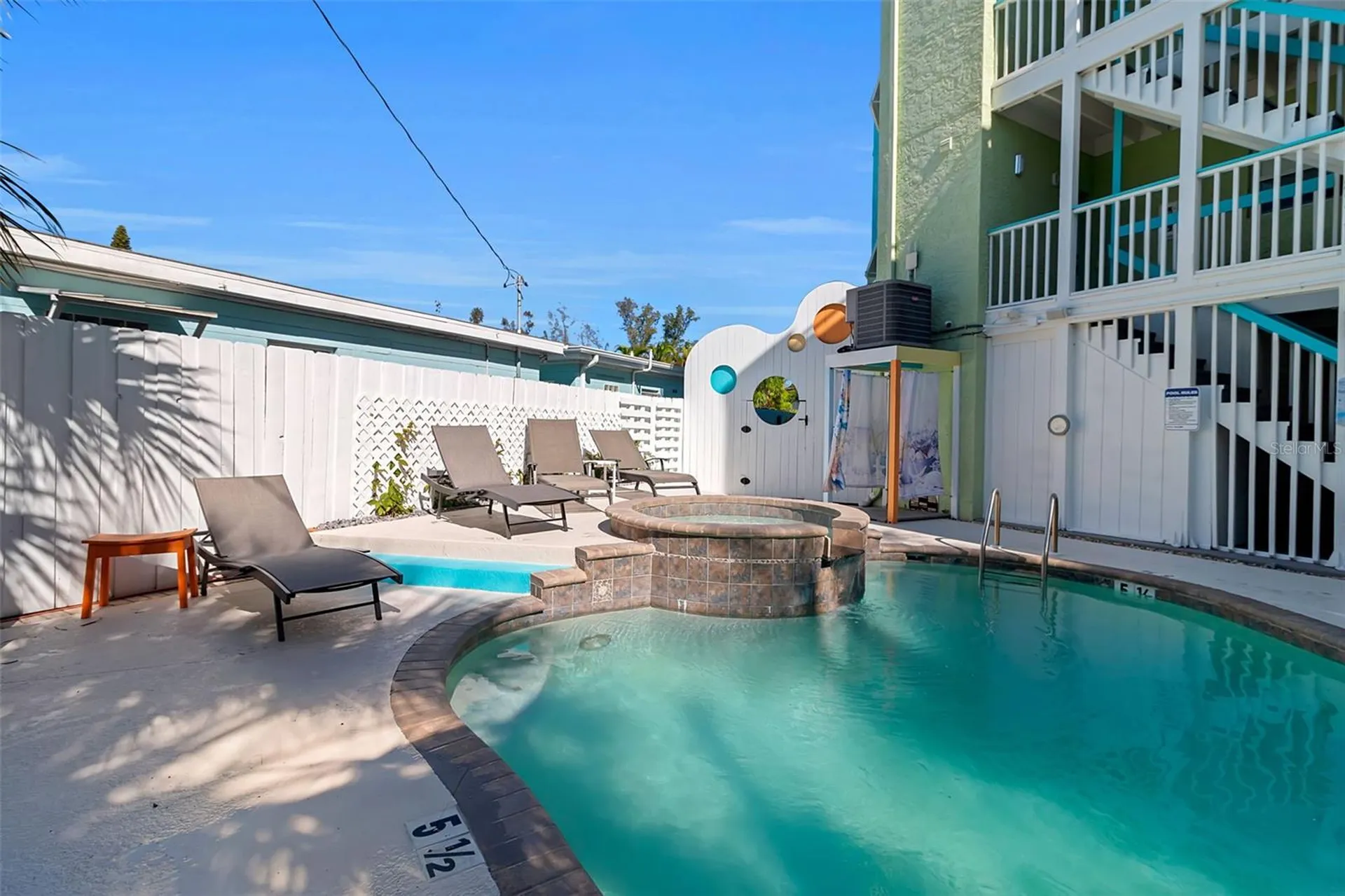 5322 Calle De La Siesta Sarasota FL 34242