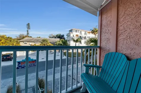 5322 Calle De La Siesta Sarasota FL 34242