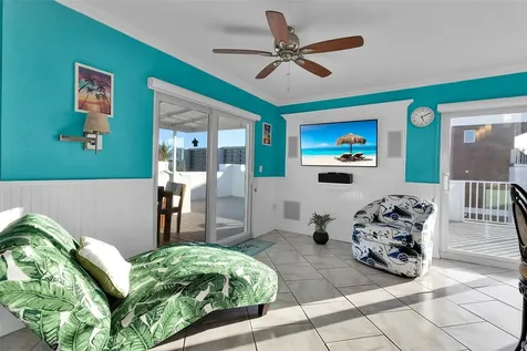 5322 Calle De La Siesta Sarasota FL 34242