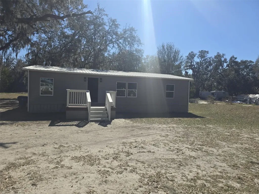 37344 Stanford Avenue Zephyrhills FL 33541