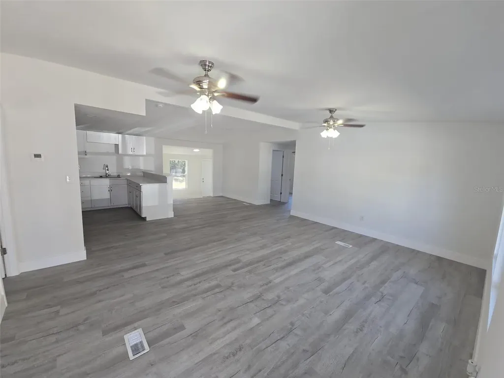37344 Stanford Avenue Zephyrhills FL 33541