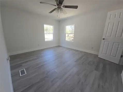 37344 Stanford Avenue Zephyrhills FL 33541